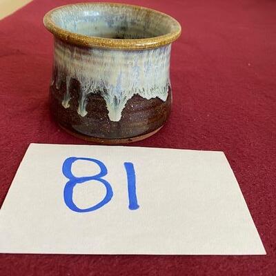 Lot 81 - Stoneware Pottery container Steve Ashley
