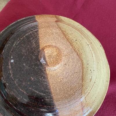 Lot 86 - Stoneware Pottery pot with lid