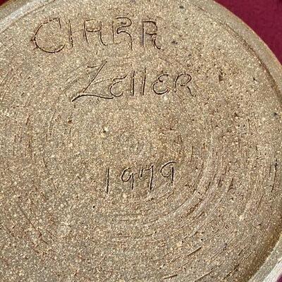 Lot 87 - Stoneware Pottery bowl with lid