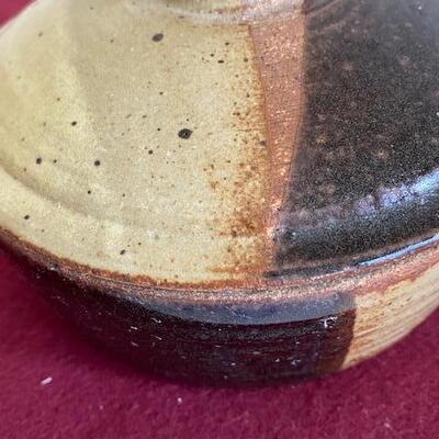 Lot 88 - Stoneware Pottery bowl with lid