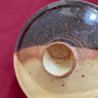 Lot 88 - Stoneware Pottery bowl with lid