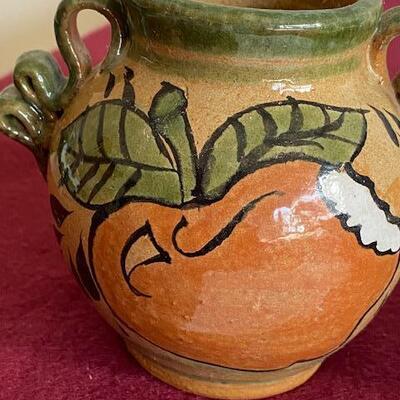 Lot 92 - Pottery 