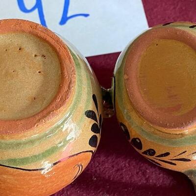 Lot 92 - Pottery 