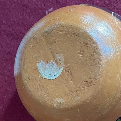 Lot 99- Pottery container