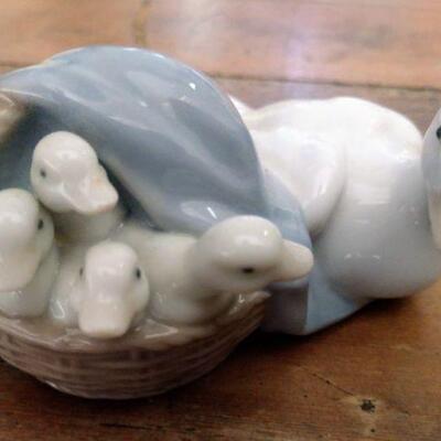 Ducklings Figurine LladrÃ³ #4894