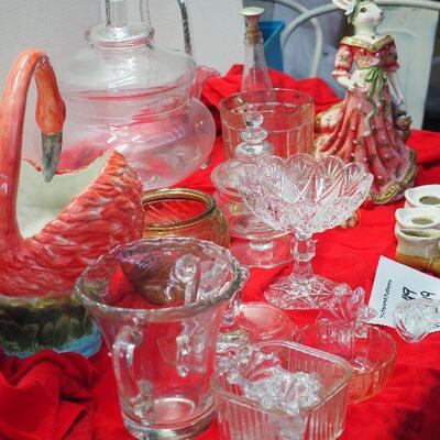 Lot 49 Vinatge cermaics, Easter, Glass Collectibles, Large glass terrerium