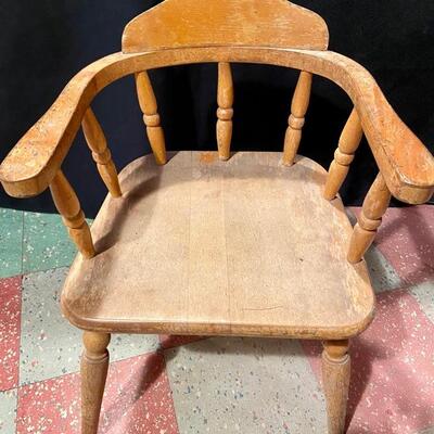 Lot 5: Vintage wooden student desk and chair