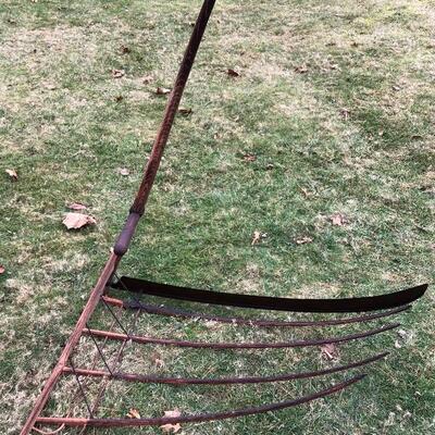Lot 54 G: Antique Grain Cradle Scythe Primitive Farm Tool 