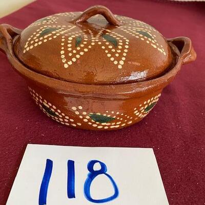 Lot 118 - Pottery Pot with lid