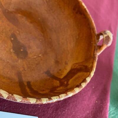 Lot 120 - Pottery bowl