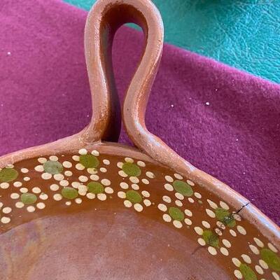Lot 123 - Pottery small skillet