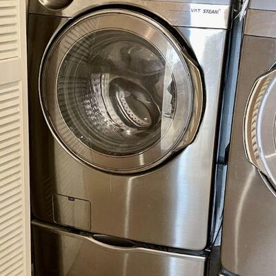 LOT 15  2009 SAMSUNG FRONT LOADING VRT-STEAM WASHER & DRYER SET 