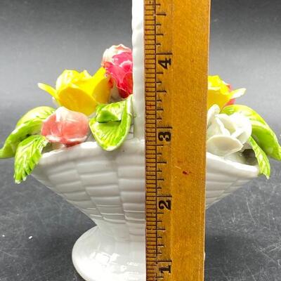 Colorful Porcelain Flower Basket Figurine YD#012-1120-00104