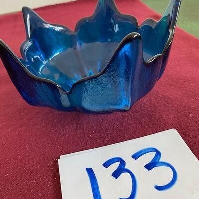Lot 133 - Vintage Viking Glass Lotus Bowl