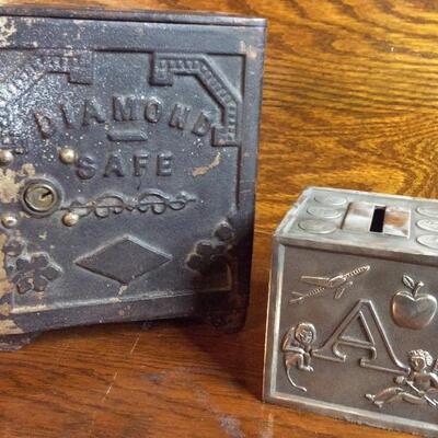 Lot 106:  Vintage Diamond Safe Bank