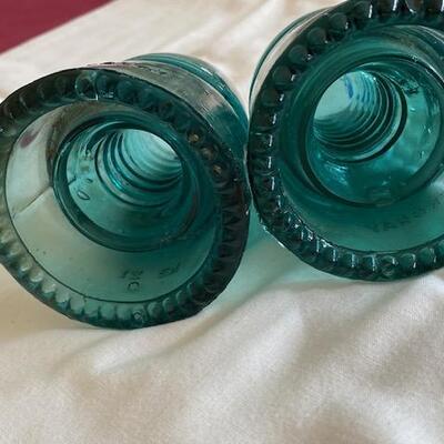 Lot 141 - 2 Vintage Hemingray Insulators