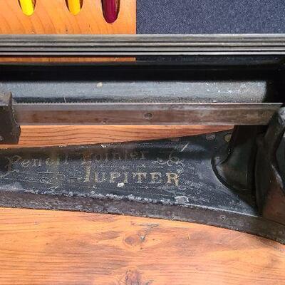 Lot 110: Rare Pencil Pointer Jupiter 1897 Table Sharpener
