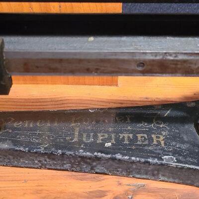 Lot 110: Rare Pencil Pointer Jupiter 1897 Table Sharpener