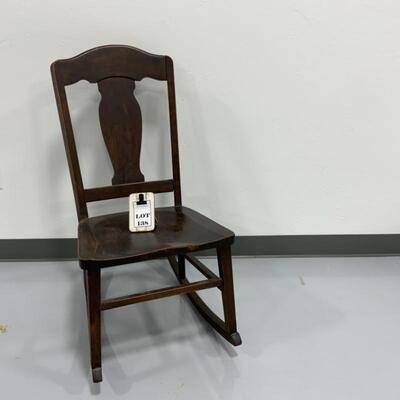 .138. ANTIQUE | Motherâ€™s Rocking Chair 