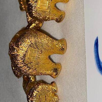 Lot 155 - Swarovski Trimlite set of three bears