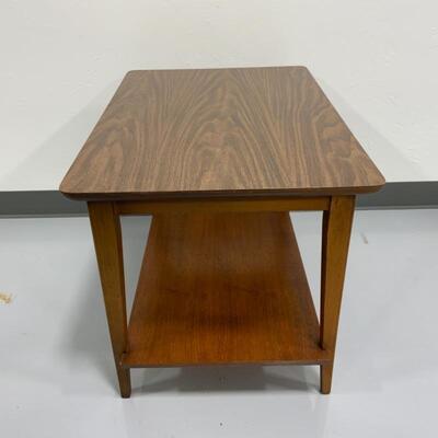 .141. VINTAGE | MCM | LANE End Table