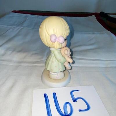 Lot 165 - Precious Moments Lifes Beary Precious with you