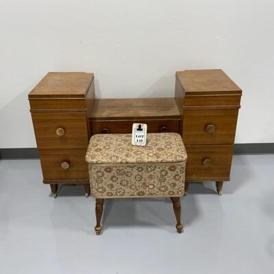 .146. VINTAGE | Vanity with Seat | Great Project!