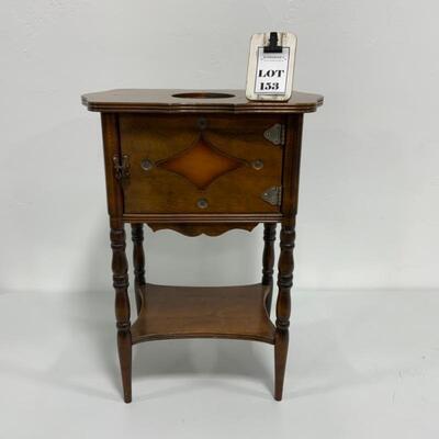 .153. VINTAGE | Smoking Stand