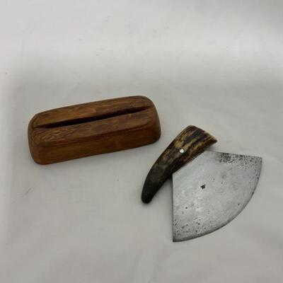 .155. VINTAGE | NATIVE ALASKAN MADE | ULU | Signed