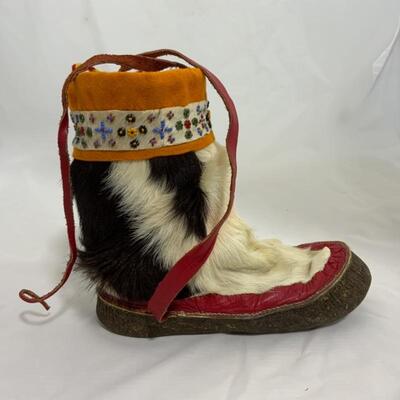 .165. VINTAGE | Native Alaskan Made | Mukluks | 1952 