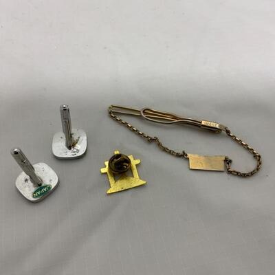 .172. MODERN | Menâ€™s Religious Jewelry Lot