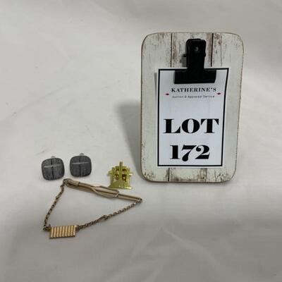 .172. MODERN | Menâ€™s Religious Jewelry Lot