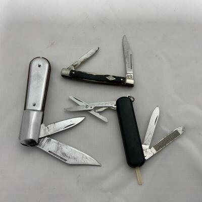 .174. Three Pocket Knives