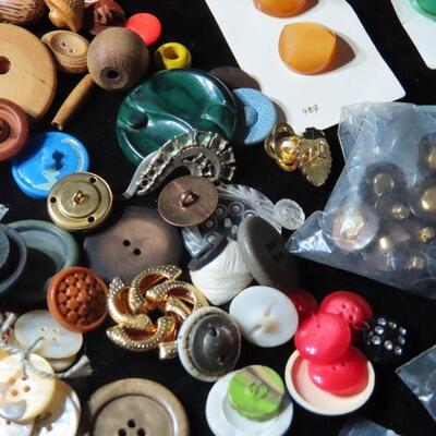 Vintage button lot