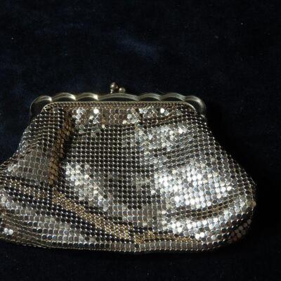 Silver whiting and davis clutch