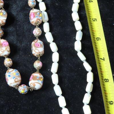 Wedding cake necklace and glass beads necklace 