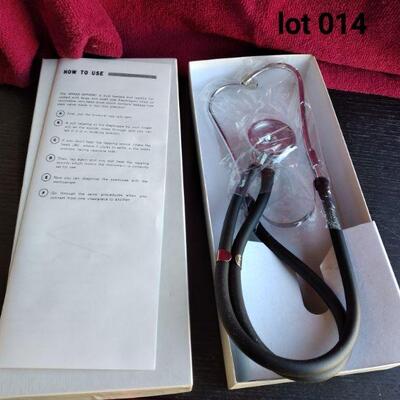 Lot 014 Stethoscope   NEW