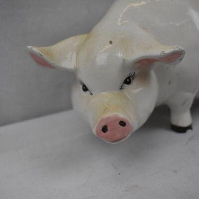 Ceramic Pig Decor. Small knicks & chips