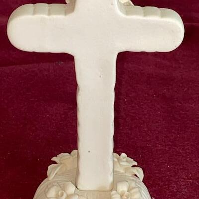 Lot 173 - Religious items