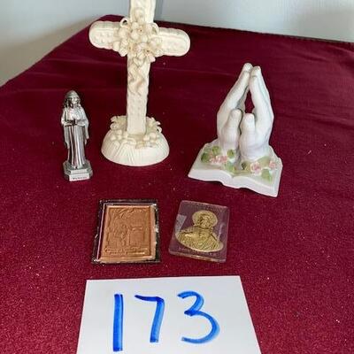 Lot 173 - Religious items