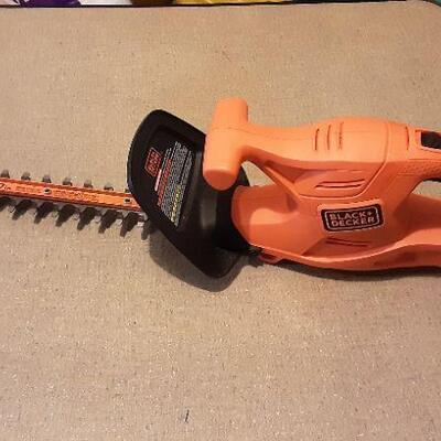 Black and Decker electric hedge trimmer