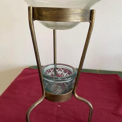 Lot 188 - candleholder