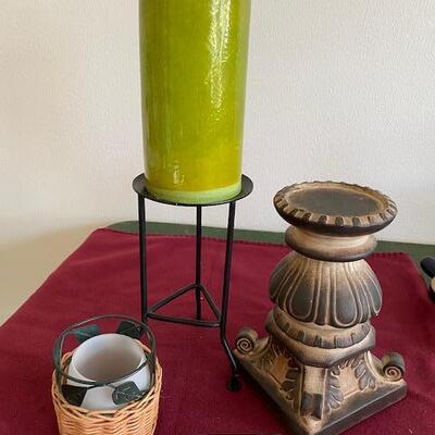 Lot 189 - Candle holder assortment