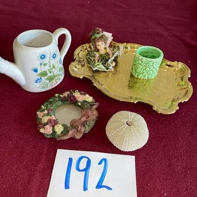 Lot 192 -  assorted items