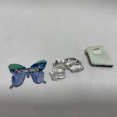 .193. Colorful Butterfly | Glass Pendant | Poppy Pin