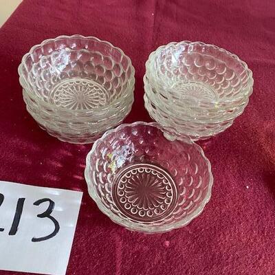 Lot 213 - 8 small glass bowls