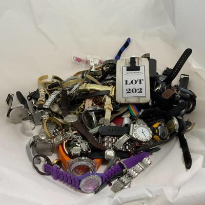 .202. MASSIVE LOT 70+ | Menâ€™s and Womenâ€™s Watches