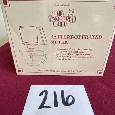 Lot 216 - The Pampered Chef Sifter