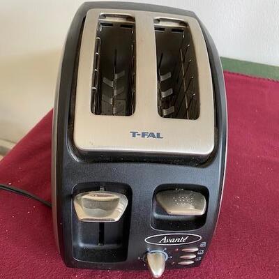 Lot 220 - T-Fal Toaster