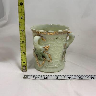 .224. ANTIQUE | Northwood Maple Leaf | 3 Piece Set